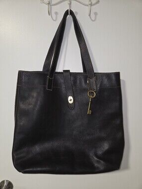Fossil Leather Tote Unlined